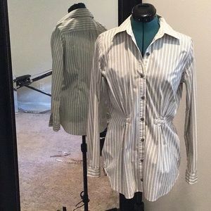 CAbi long sleeve fitted shirt size M